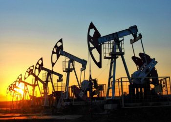 Нефть дороже прогноза: доходы Азербайджана выросли