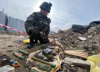 В Баку обнаружены взрывные устройства, оружие и боеприпасы (фото и видео)