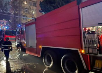 В Баку при пожаре в доме погиб мужчина