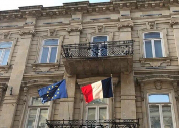 Посольство Франции вспомнило Елисейский договор, говоря о примирении Баку и Еревана 3 Посольство Франции вспомнило Елисейский договор, говоря о примирении Баку и Еревана