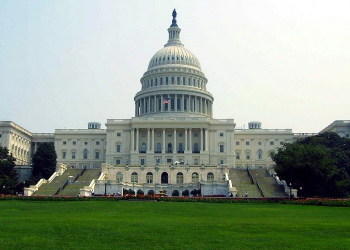 У Белого дома произошла стрельба