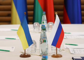 Путин отправит на переговоры с Украиной Лаврова и Ушакова