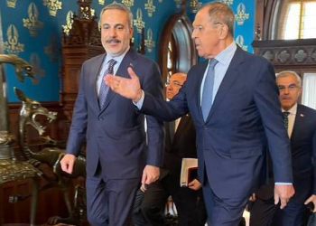 Фидан и Лавров обсудили ситуацию на Ближнем Востоке