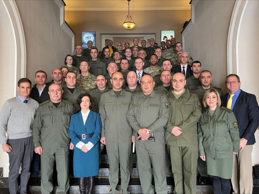 ABŞ təlimçiləri İrəvanda