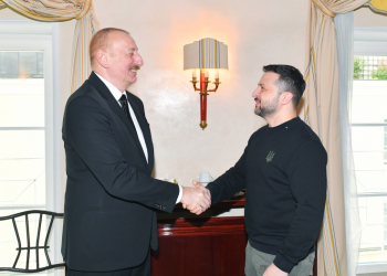 Зеленский поздравил Ильхама Алиева