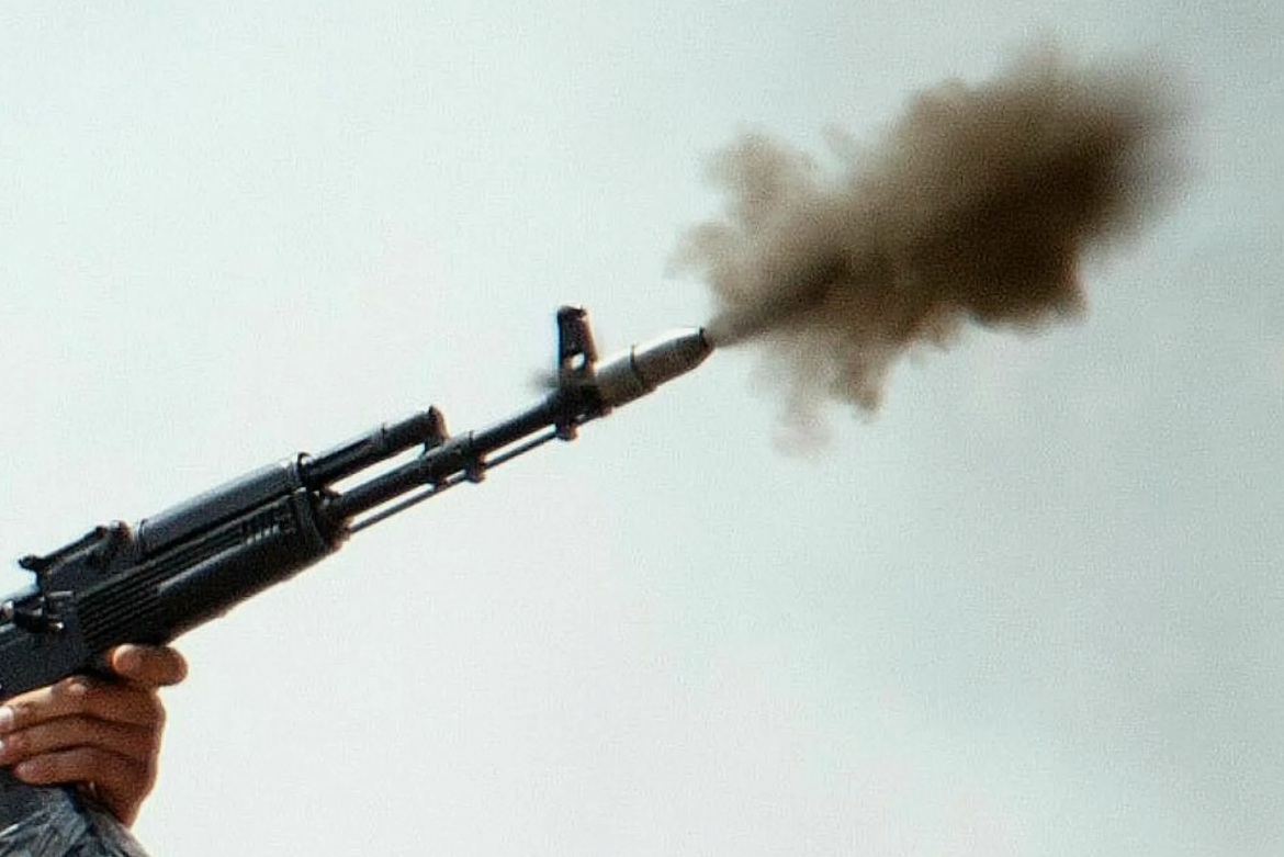 Жуткие кадры расстрела азербайджанцев с миллионом долларов на украинской границе (фото 18+) 1 Жуткие кадры расстрела азербайджанцев с миллионом долларов на украинской границе (фото 18+)