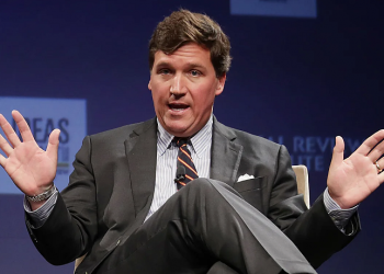 Такер Карлсон сообщил о возможном объявлении войны против Венесуэлы 2 Такер Карлсон сообщил о возможном объявлении войны против Венесуэлы