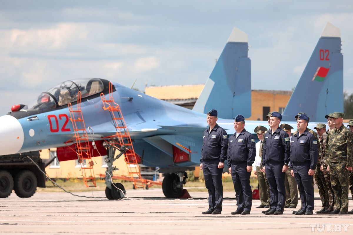См рб 30. Белорусский су30см. Су-30 белоруссия. Су-30см ввс беларуси. Су-27 ввс беларуси.