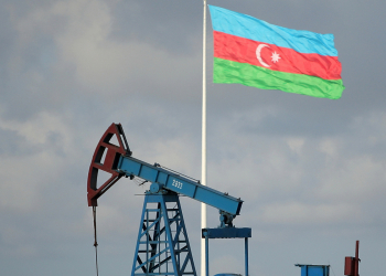Цена азербайджанской нефти Azeri Light превысила стоимость заложенную в бюджете
