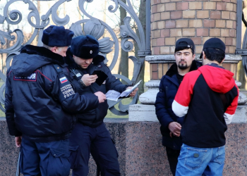 Растет число выдворяемых из России мигрантов