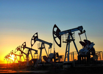 Коммерческие запасы сырой нефти в США сократились на 4,3 млн баррелей