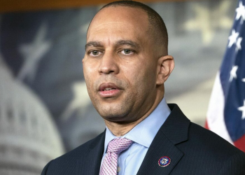 Демократы призвали к смене режима в США