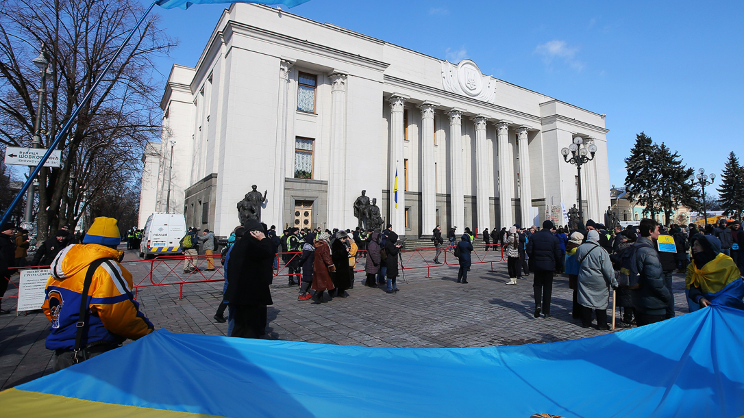 В Украине продлили военное положение и мобилизацию