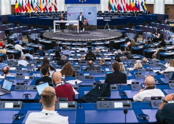 Совет ЕС снял санкции с Сирии 