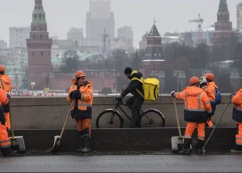 В Госдуме предложили радикально повысить налоги для мигрантов