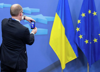 Die Welt: Мирный сценарий для Украины может включать быстрое вступление в ЕС