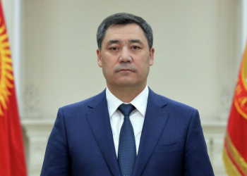 Жапаров высказался в защиту русского языка 