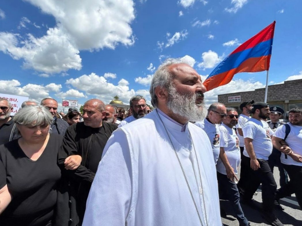 Суд в Ереване арестовал реваншиста Галстаняна на два месяца