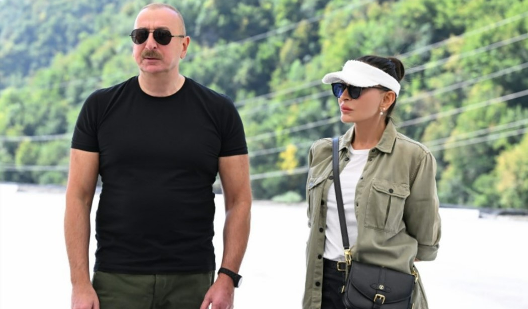 Джаббаров отметил роль Ильхама и Мехрибан Алиевых в исторических успехах страны