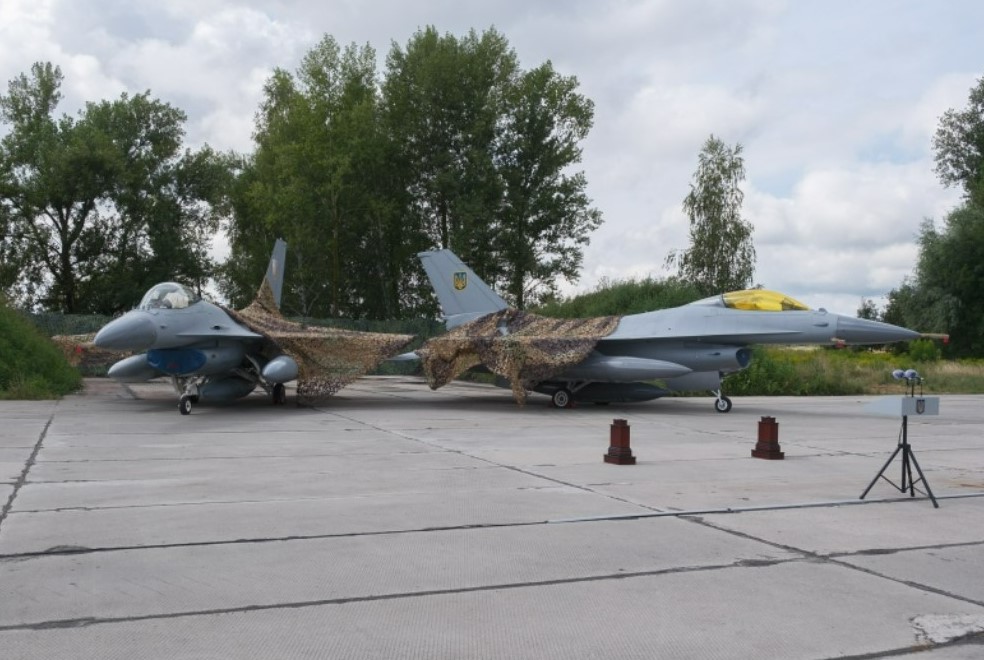 Нидерланды и Румыния будут обучать украинцев обслуживанию F-16