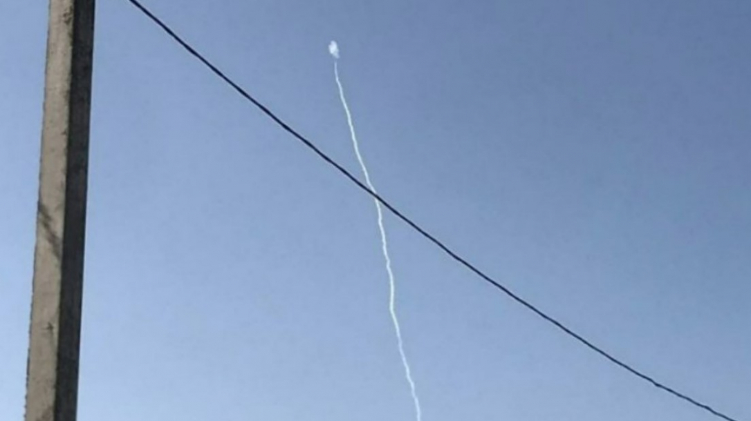 Четыре человека погибли при падении обломков ракеты в Сирии