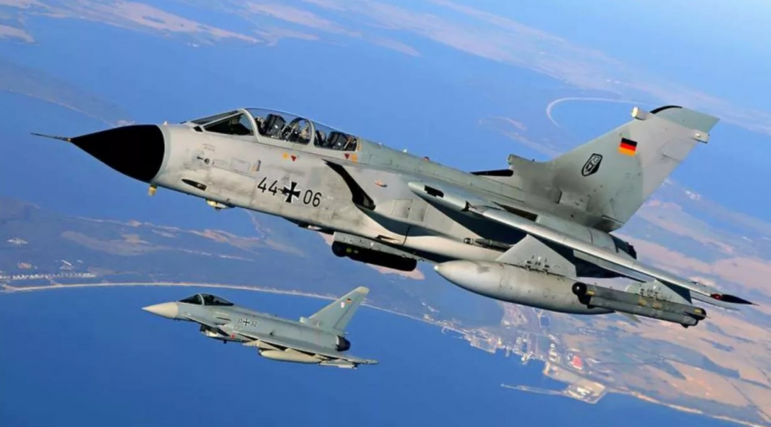 Немецкие истребители экстренно перехватили российский разведывательный самолёт
