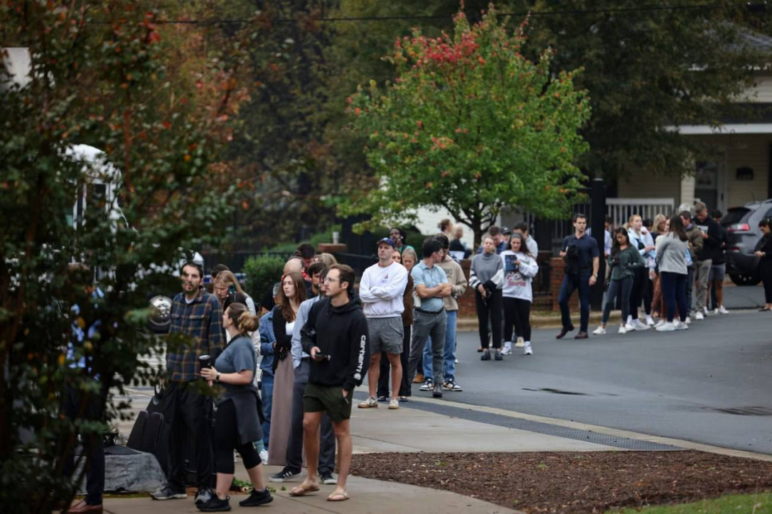 Трамп велел провести в США перепись населения, незаконных мигрантов считать не будут