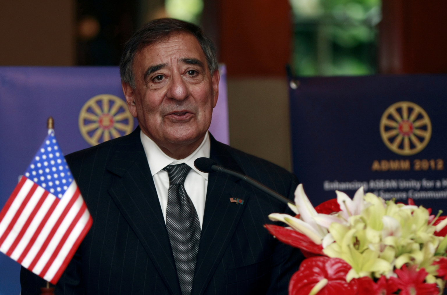 ABŞ kəşfiyyatının və ordusunun keçmiş rəhbəri: 