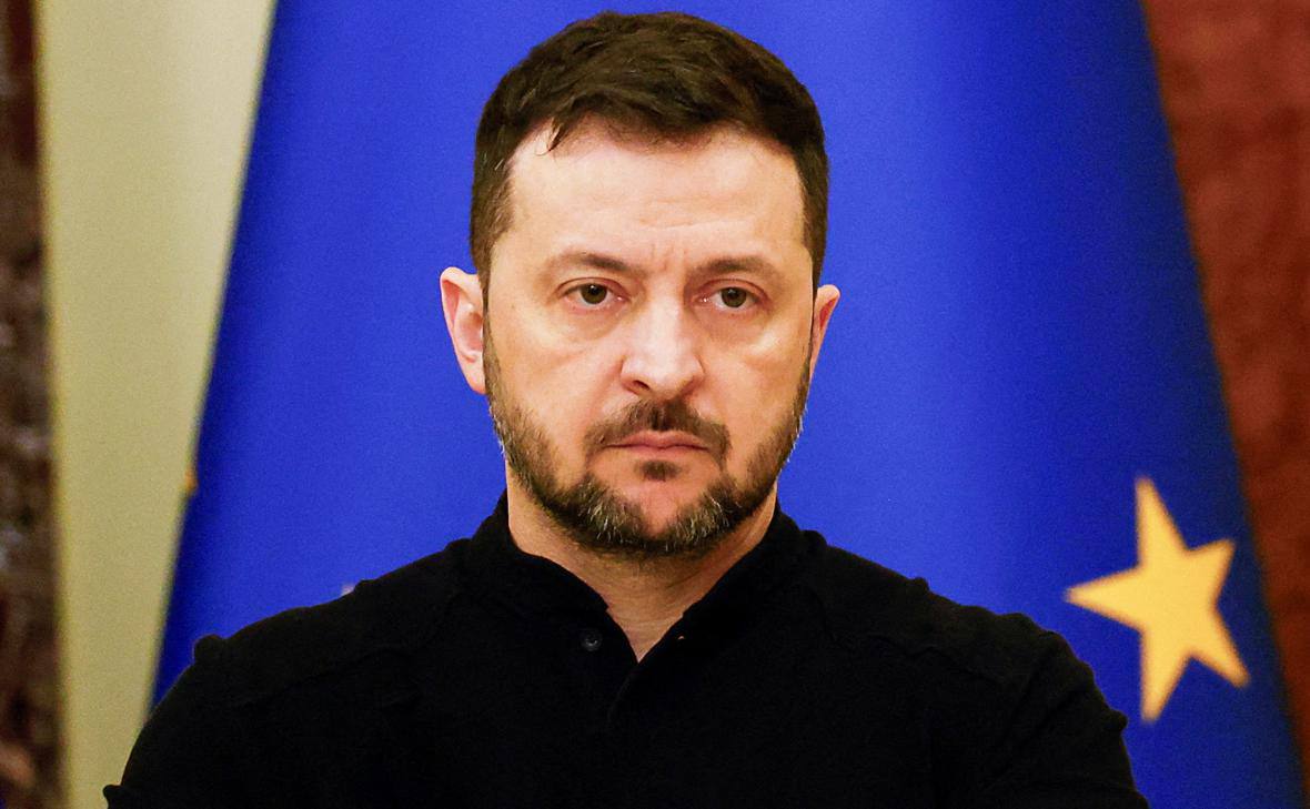 Зеленский назвал дату окончания внеблокового статуса Украины