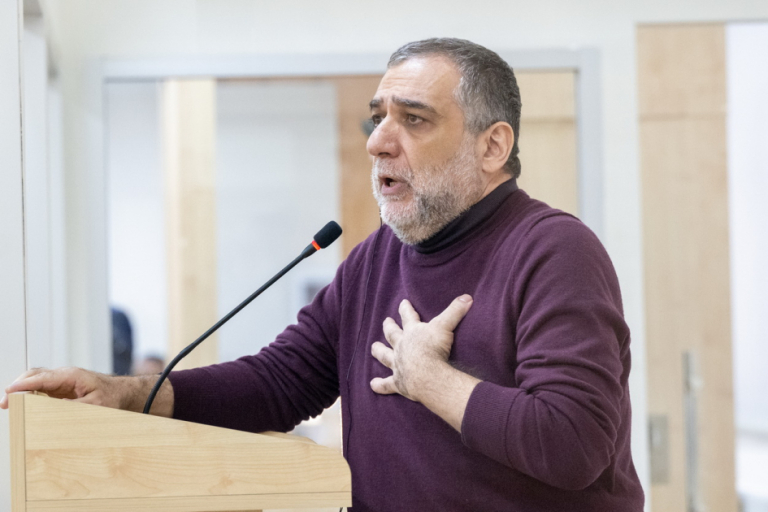 Paşinyan Vardanyan ailəsinin Trampa şikayət cəhdinin qarşısını aldı