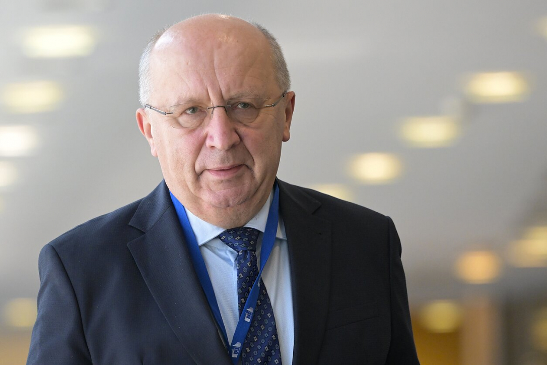 ЕС должен проснуться и стать мощной военной силой, считает еврокомиссар Кубилюс