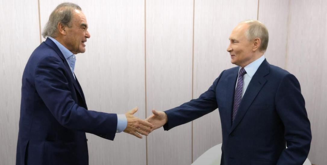 Путин принял легендарного режиссера Стоуна