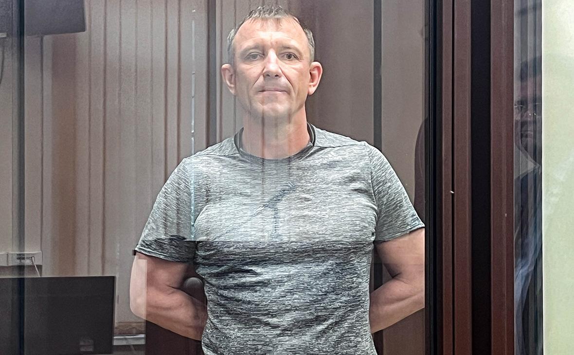 Минобороны Великобритании объяснило, за что посадили на пять лет генерала-бунтаря Попова