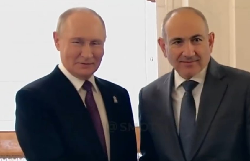 Путин принял примчавшегося в Москву Пашиняна