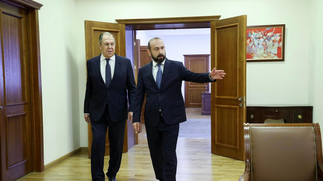 Лавров пообещал Армении поддержку в обеспечении суверенитета и безопасности