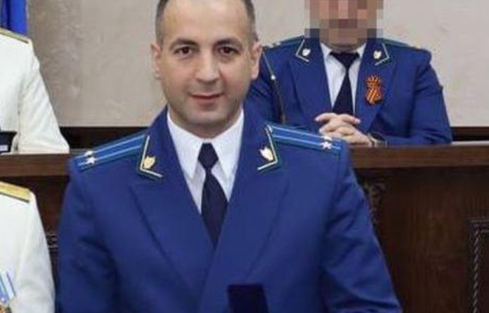 Армянин - прокурор несколько часов насиловал свою подопечную