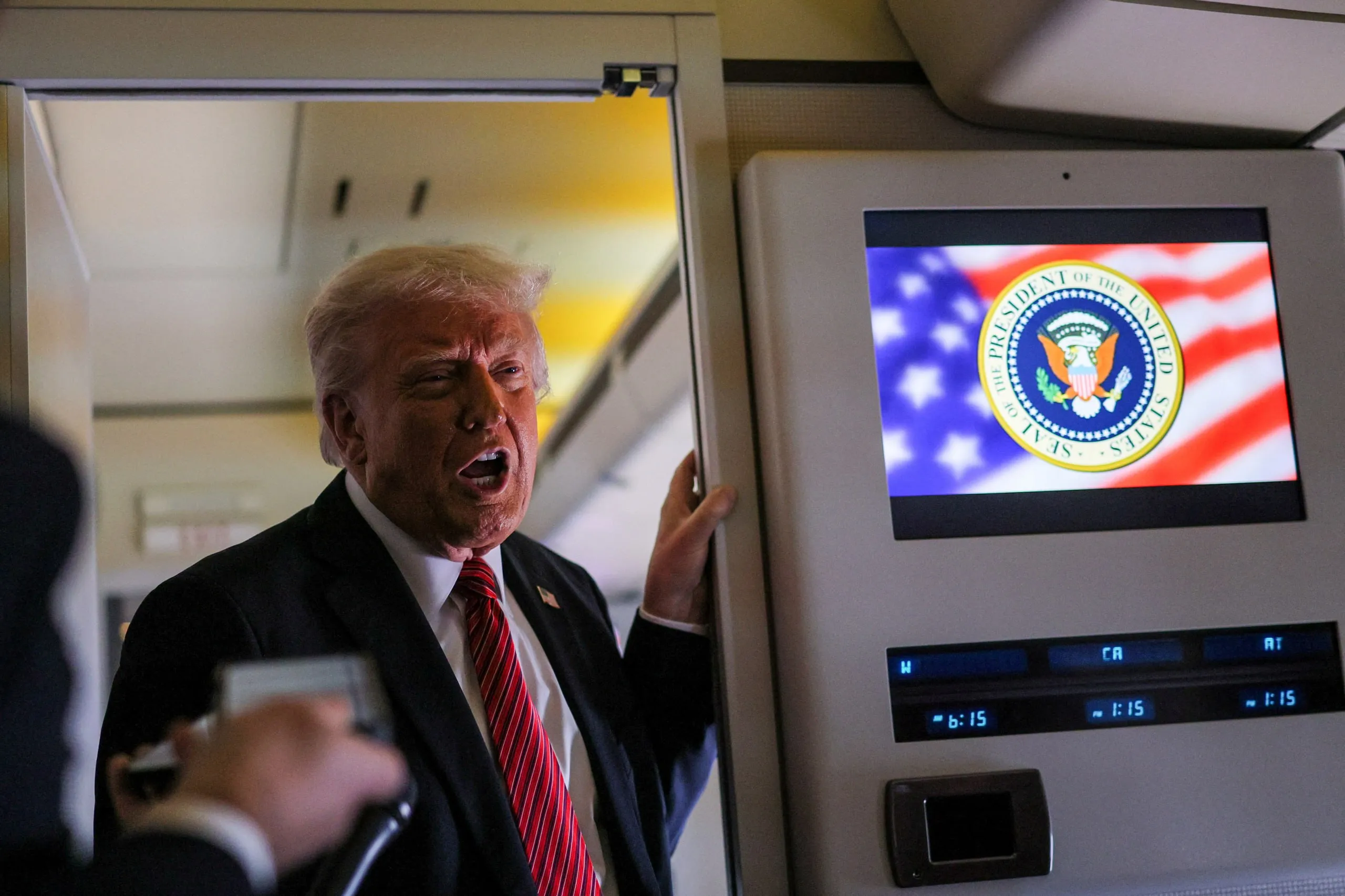 В Катаре назвали самолет для Трампа не "подарком", а "соглашением"
