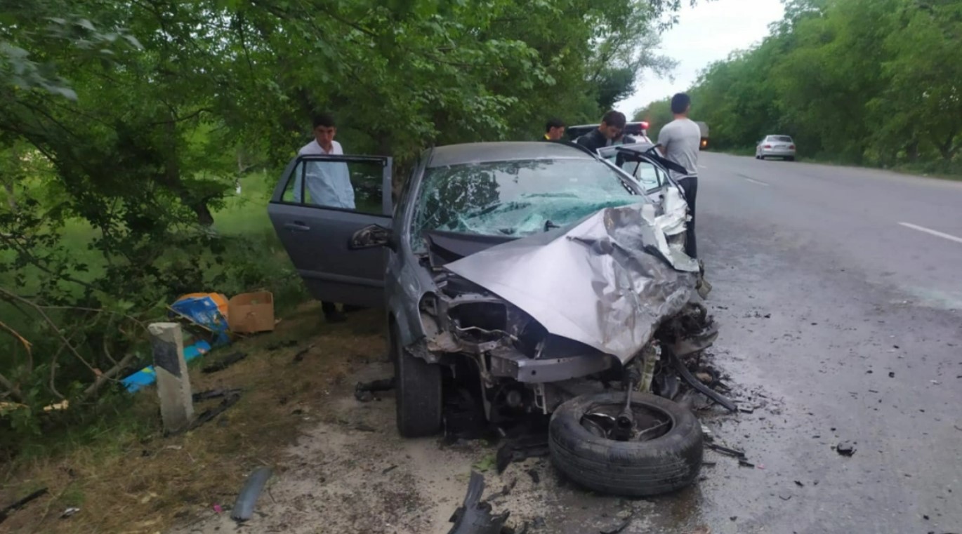 Две женщины погибли в тяжелой автоаварии в Губинском районе