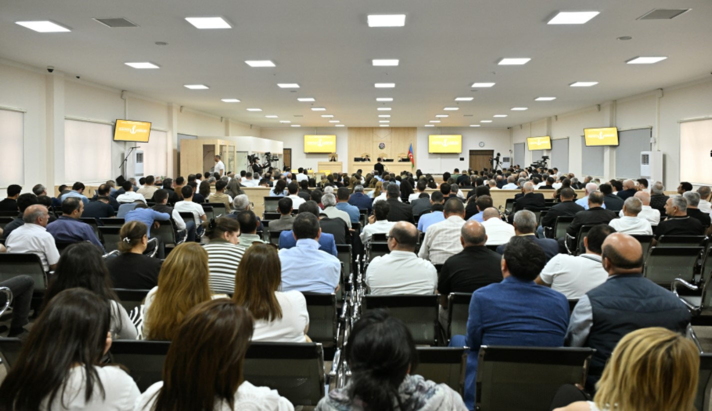 "В этот день был день рождения моей дочери". Потерпевшие от вражеского террора дали в Баку показания
