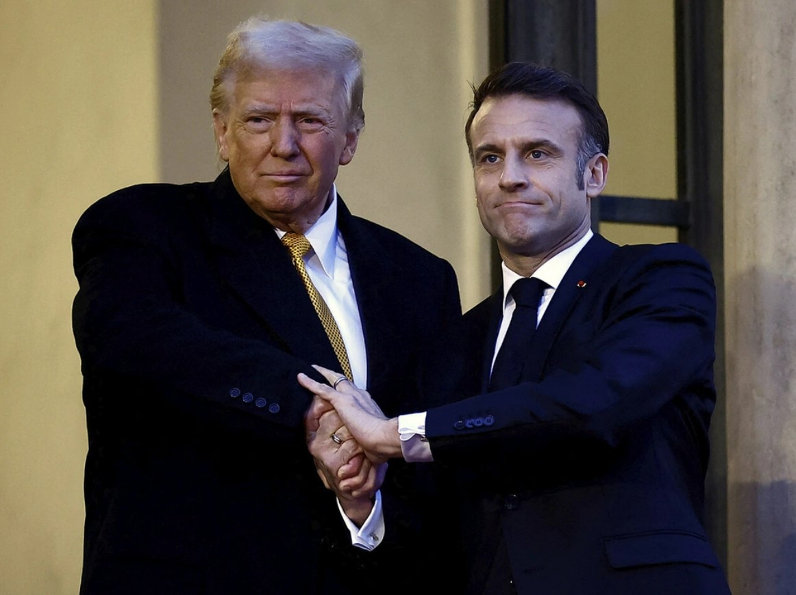 Трамп высмеял Макрона