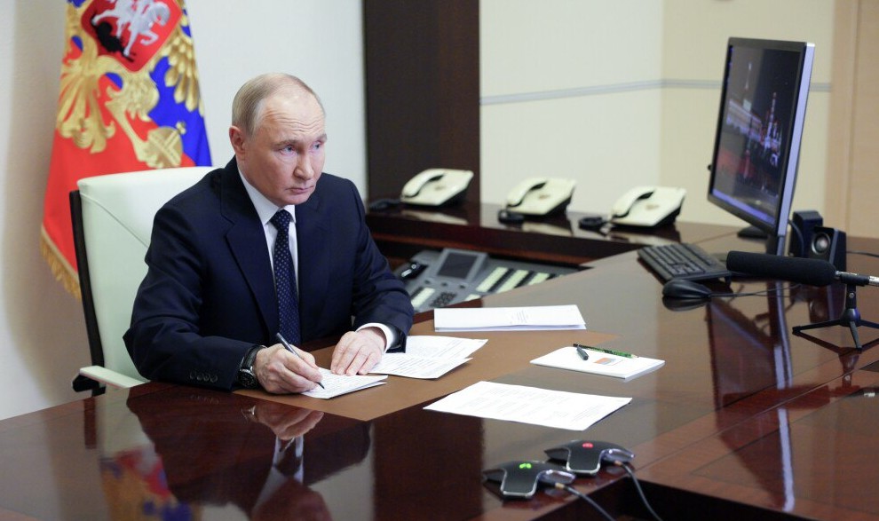 Путин впервые прокомментировал атаку Украины и исключил переговоры