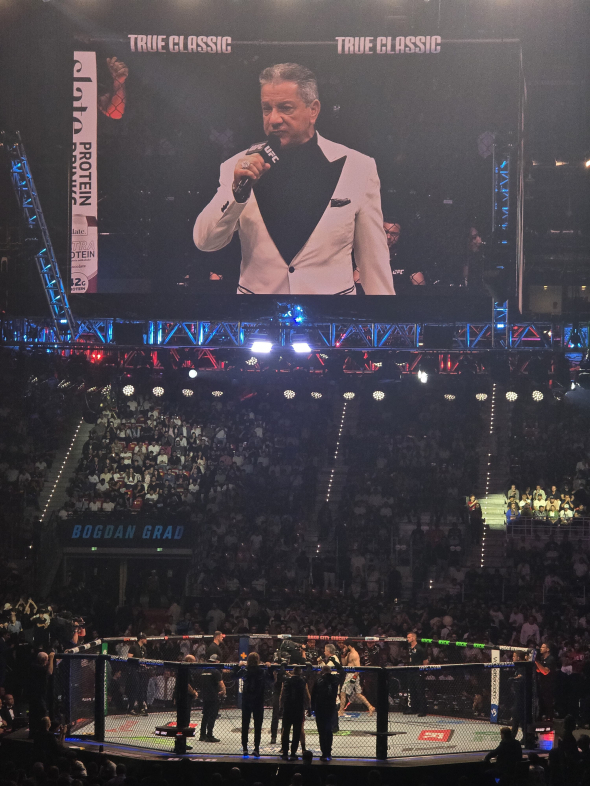 Турнир UFC в Баку: Назим Садыхов стал автором первого нокаута