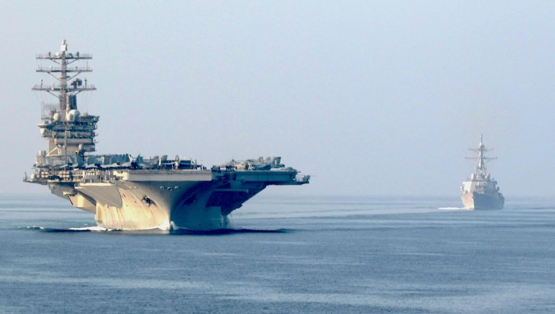 Авианосец Nimitz взял курс на Ближний Восток для защиты войск США в регионе