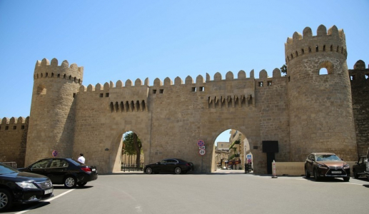 Ичеришехер частично закроют для транспорта