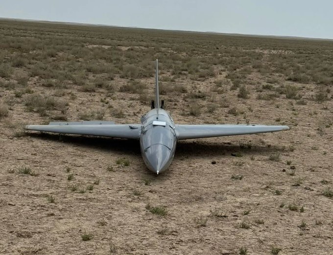 В зоне крушения самолёта AZAL в Казахстане нашли «Шахед»
