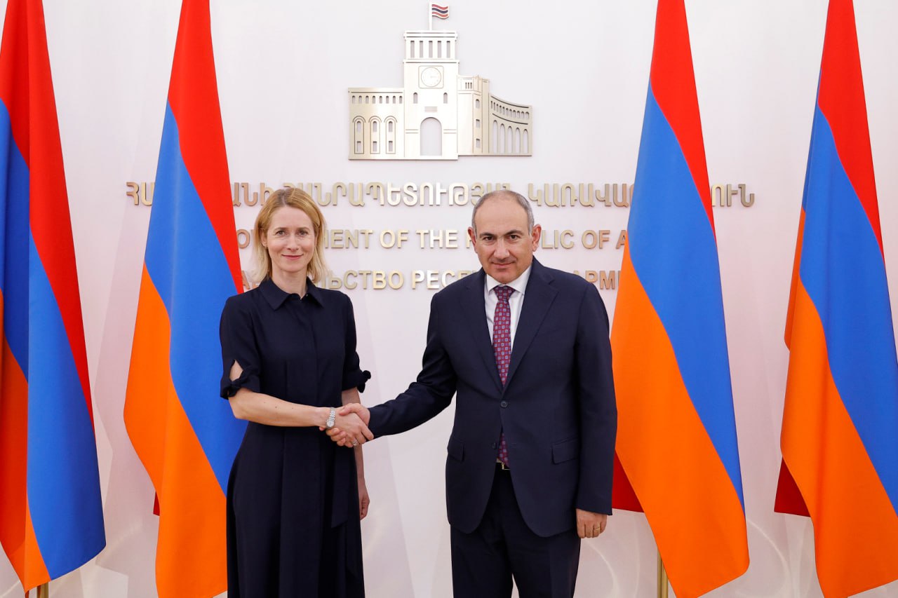 Пашинян и Каллас затронули ход мирного процесса между Баку и Ереваном