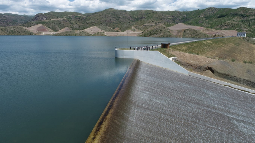 Стало известно, на сколько хватит запасов воды в Азербайджане