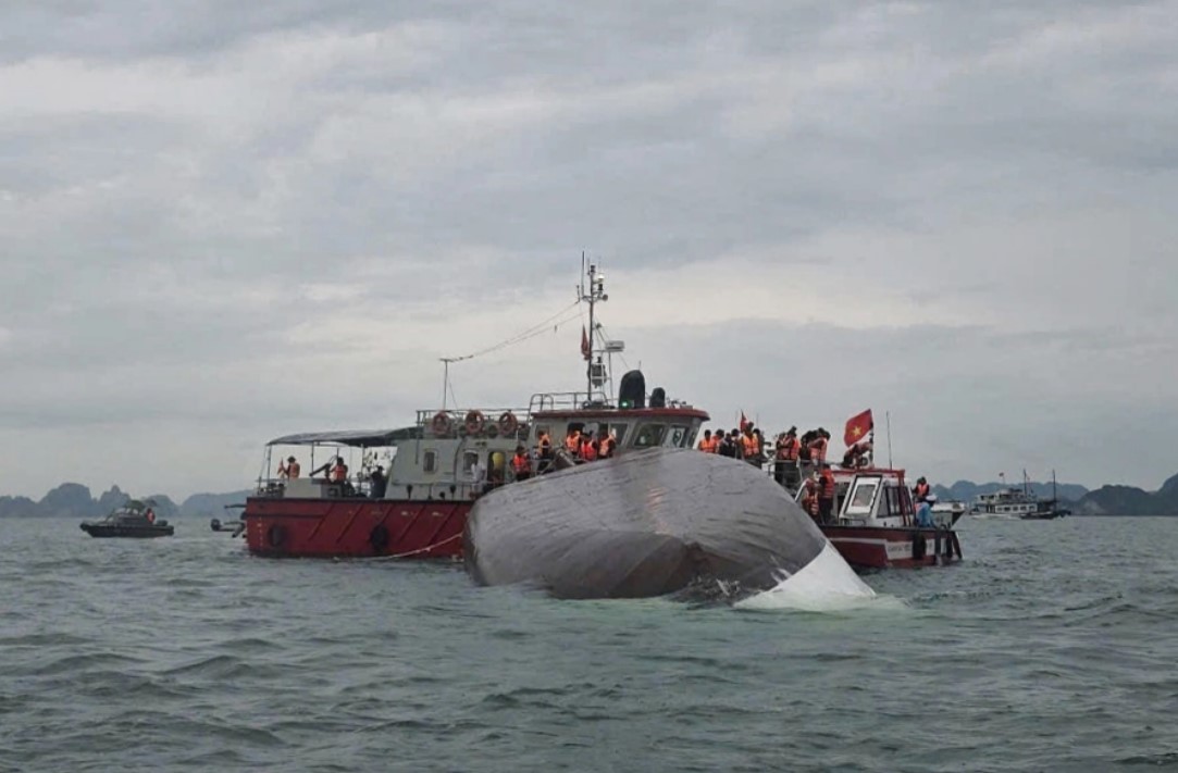 Десятки человек погибли в кораблекрушении во Вьетнаме