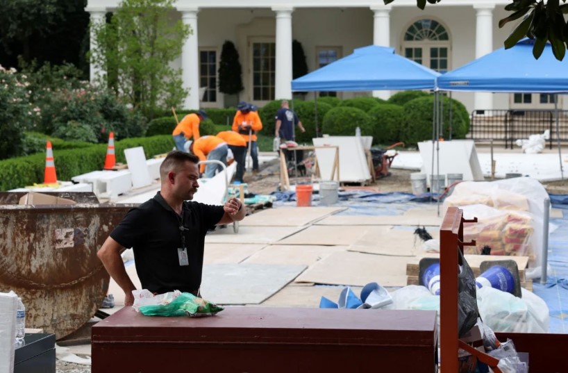 Администрация Трампа забетонировала в Белом доме Розовый сад, посаженный Кеннеди