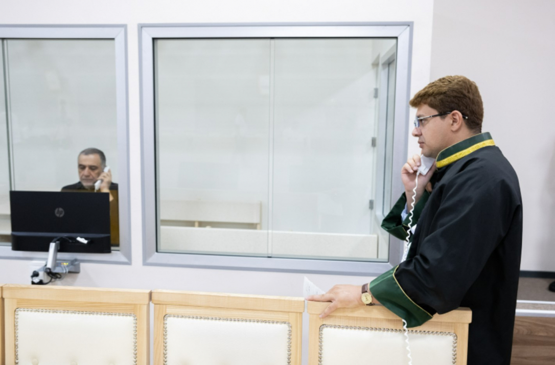 Суд в Баку отклонил протесты Рубена Варданяна